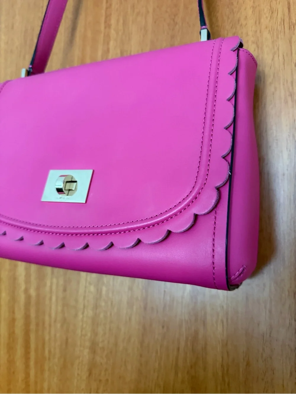 Kate Spade ♠️ Scalloped Maple Court Jazmin Crossbody in hot pink